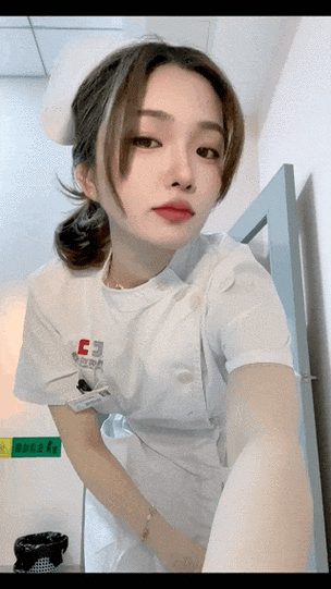 官场人妻滋味h的相关介绍