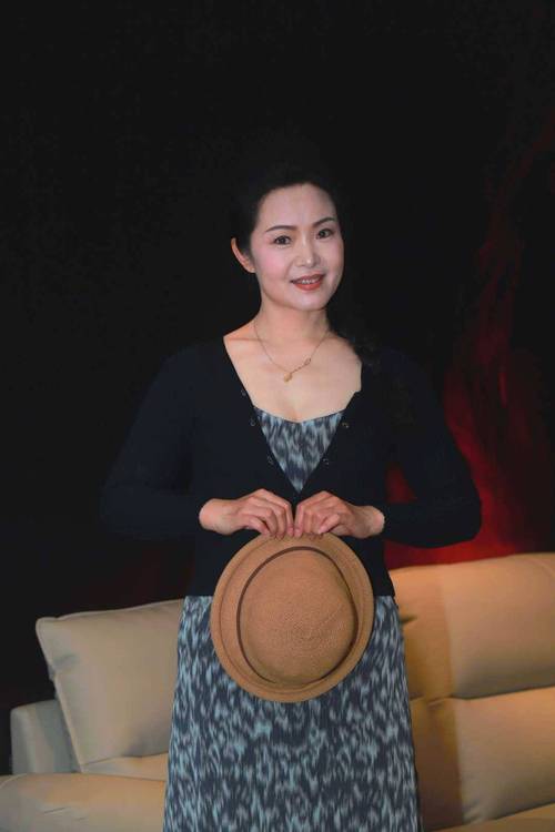 秋霞电影网手机影院的相关介绍