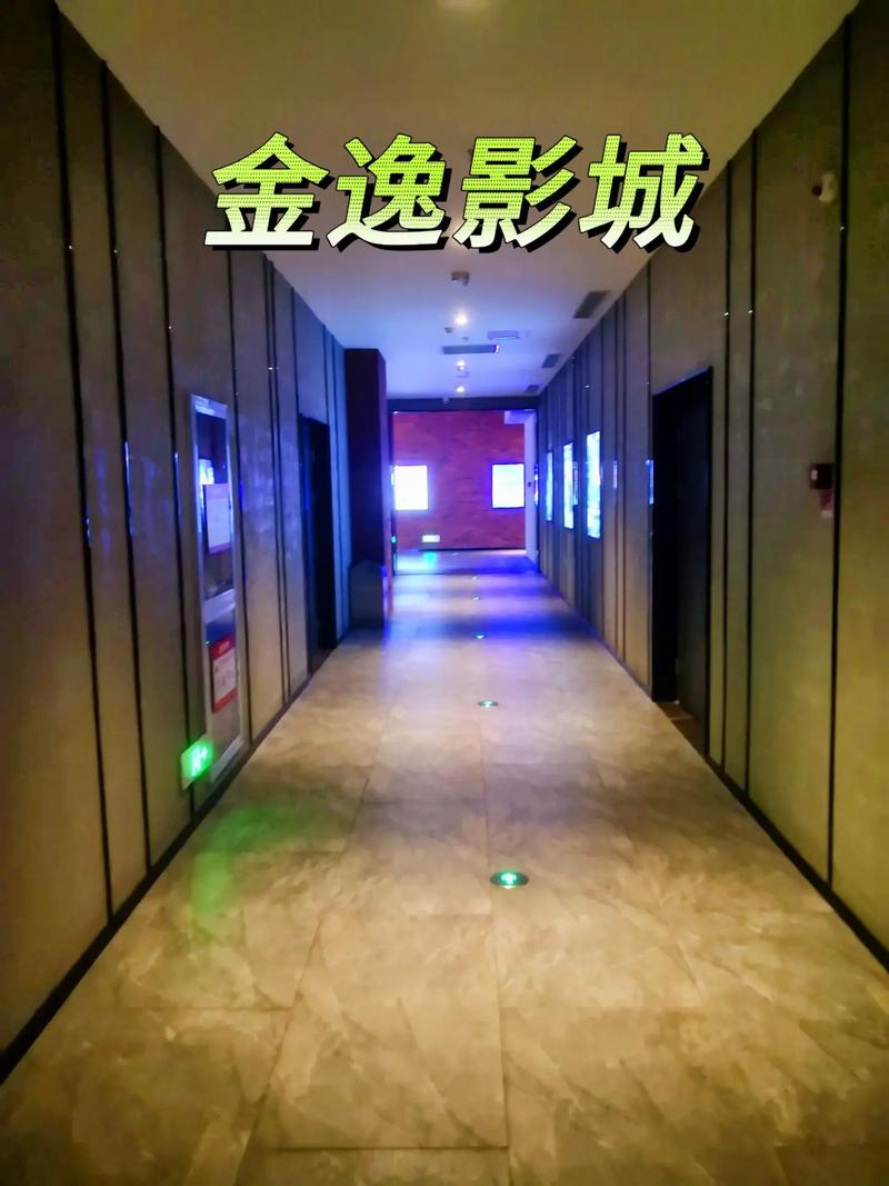 肉肉公交文推荐：深夜末班车的隐秘邂逅（长尾关键词：公交文肉肉、公交文推荐、公交文短篇）