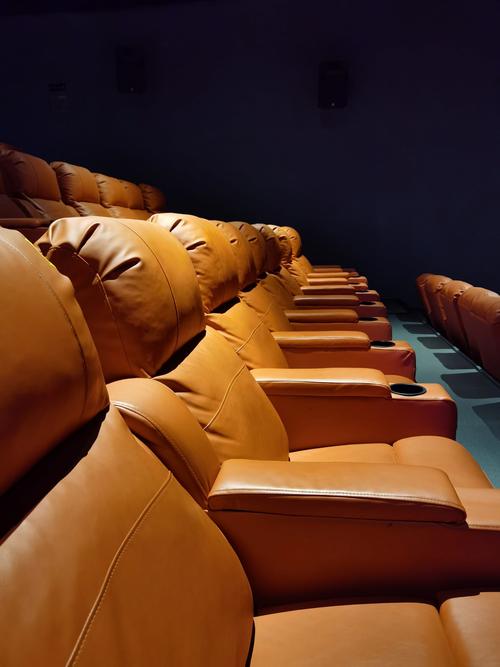 根据《东京精油按摩》4生成的SEO标题：

**东京精油按摩4 | 正宗日式精油按摩体验 东京旅行必做SPA 放松身心的深层舒缓之旅**